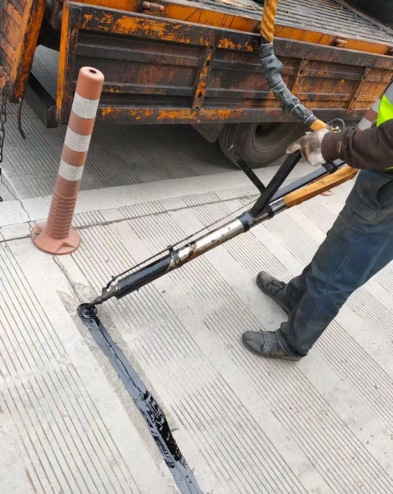 道路灌缝胶